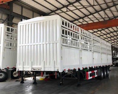 3 axles cargo semi-trailer