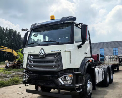 HOWO-NX Tractor truck