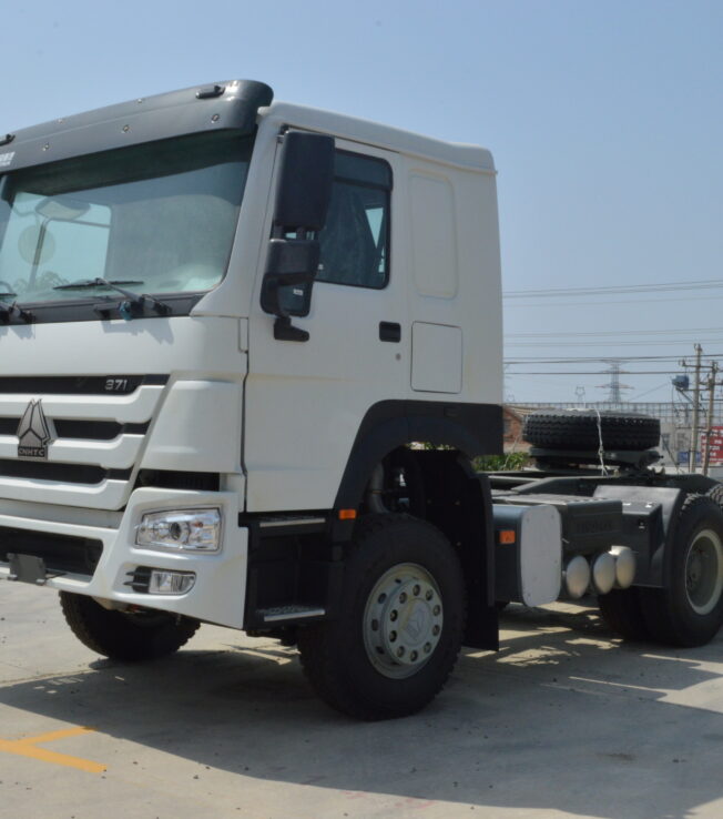 Full refurbished HOWO 6x4 Tractor truck for African countries