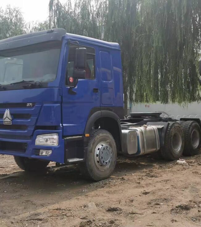 Used Diesel 6X4 Trailer Truck Head Sinotruk HOWO